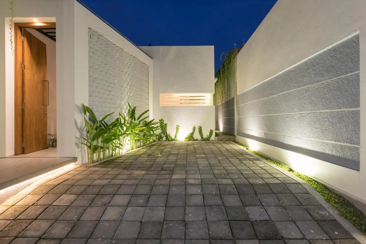 Fenosa Seminyak Villas By Nagisa Bali