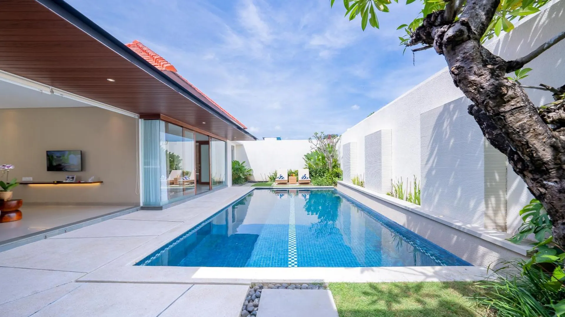 Fenosa Seminyak Villas By Nagisa Bali