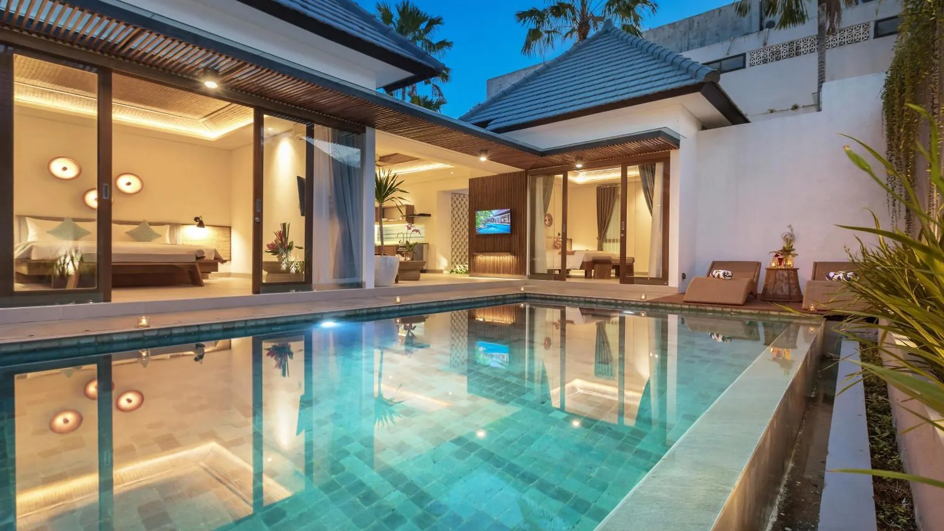 Fenosa Seminyak Villas By Nagisa Bali 0*,