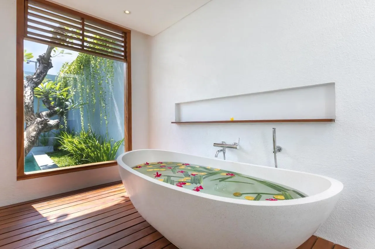 Fenosa Seminyak Villas By Nagisa Bali