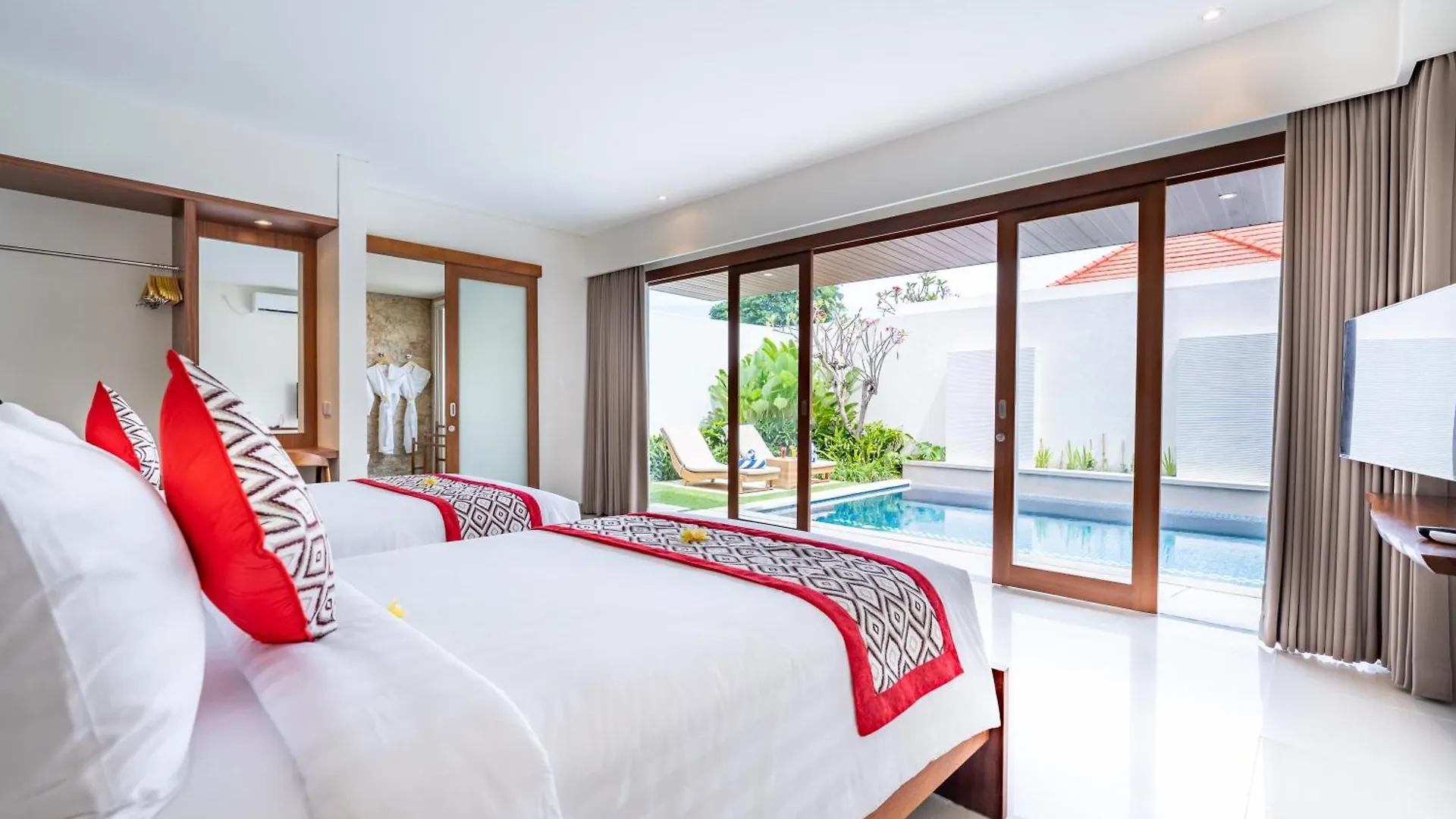 Fenosa Seminyak Villas By Nagisa Bali
